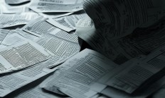 物业诱导业主签字违法吗？